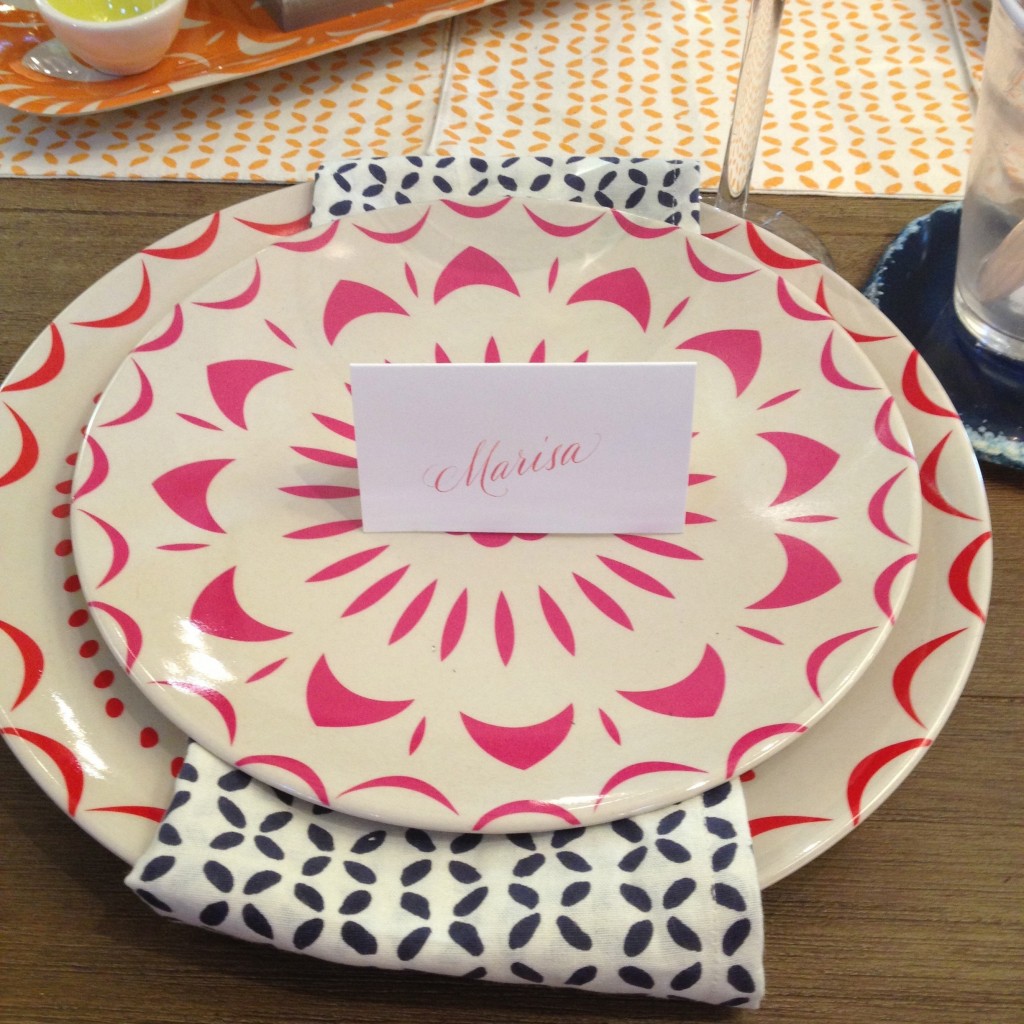 A-and-B-Creative-Table
