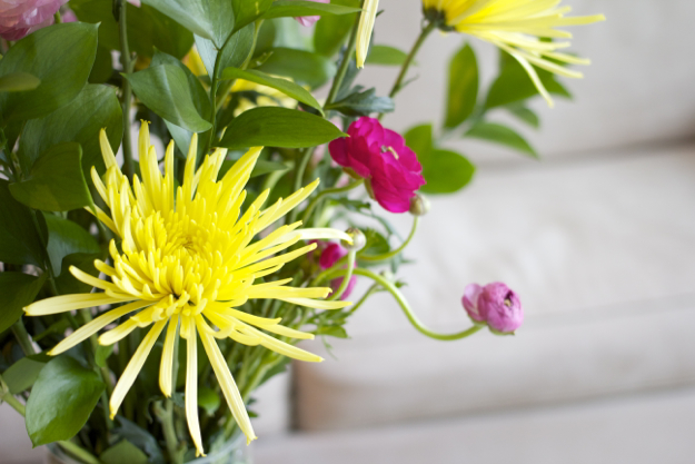 spring-flower-centerpiece