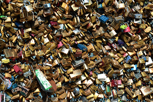 locks-pont-des-arts