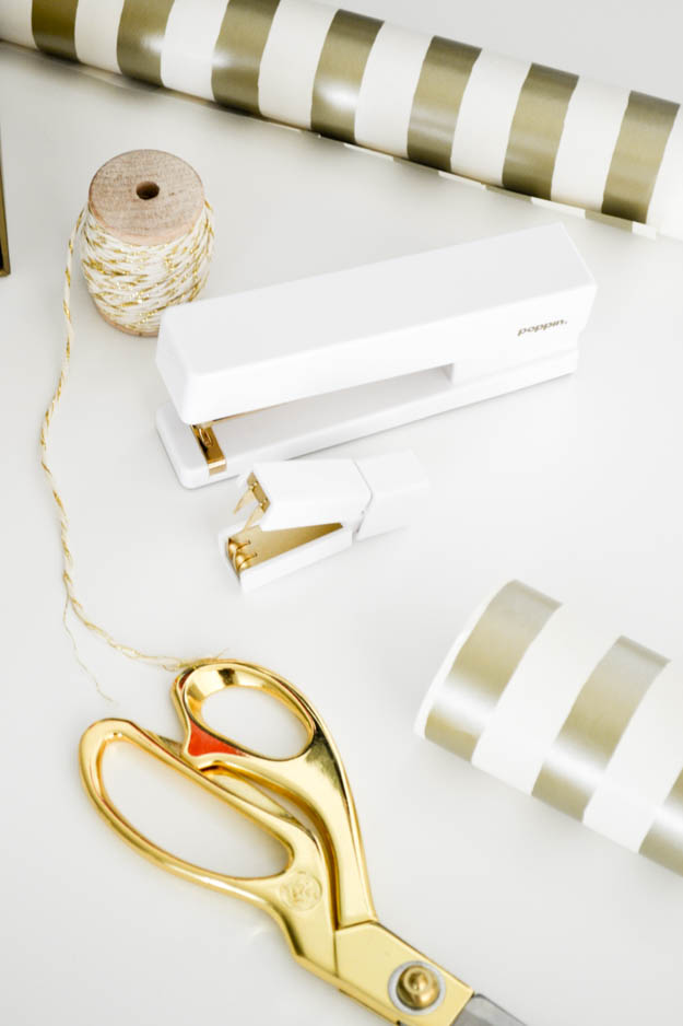 Holiday gift - Poppin