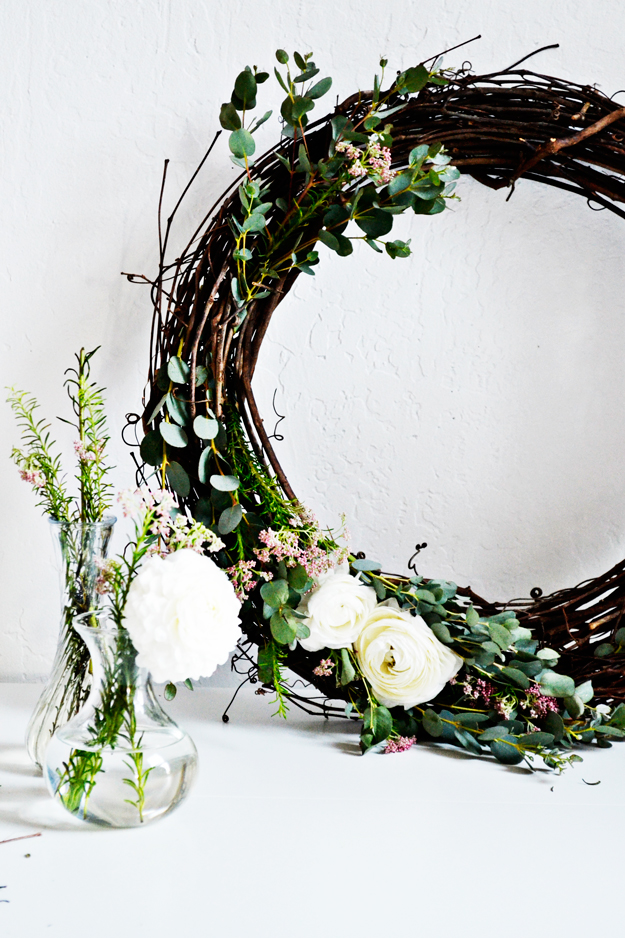 simple-flower-wreath-4