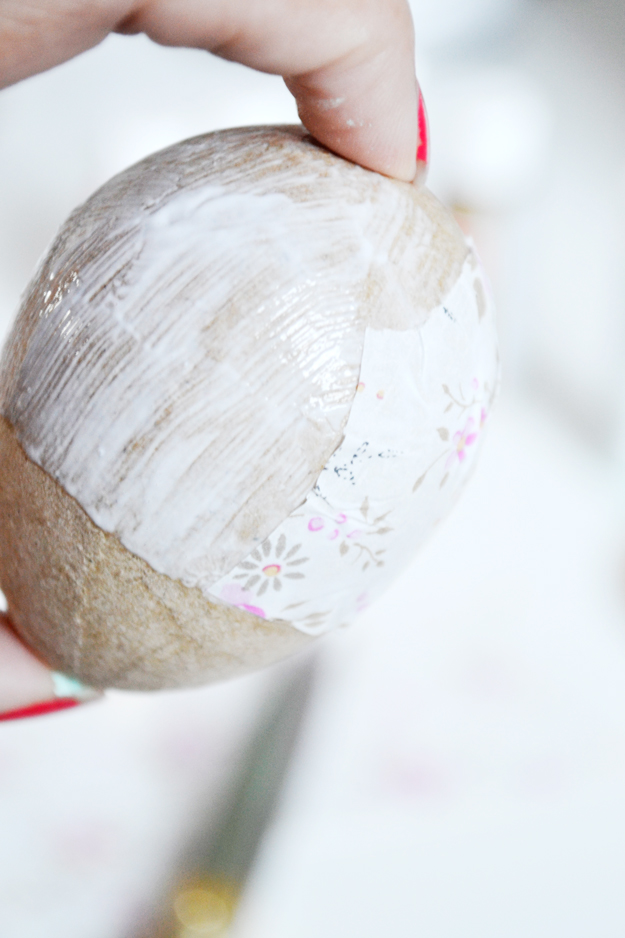 paper-mache-easter-eggs-8
